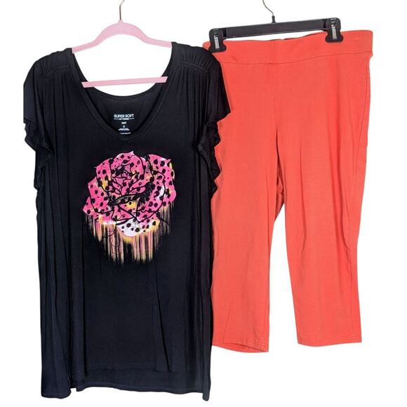 Torrid Women’s Plus Size Outfit - Super Soft Rose Tee & Cropped Leggings 3X - Picture 2 of 8